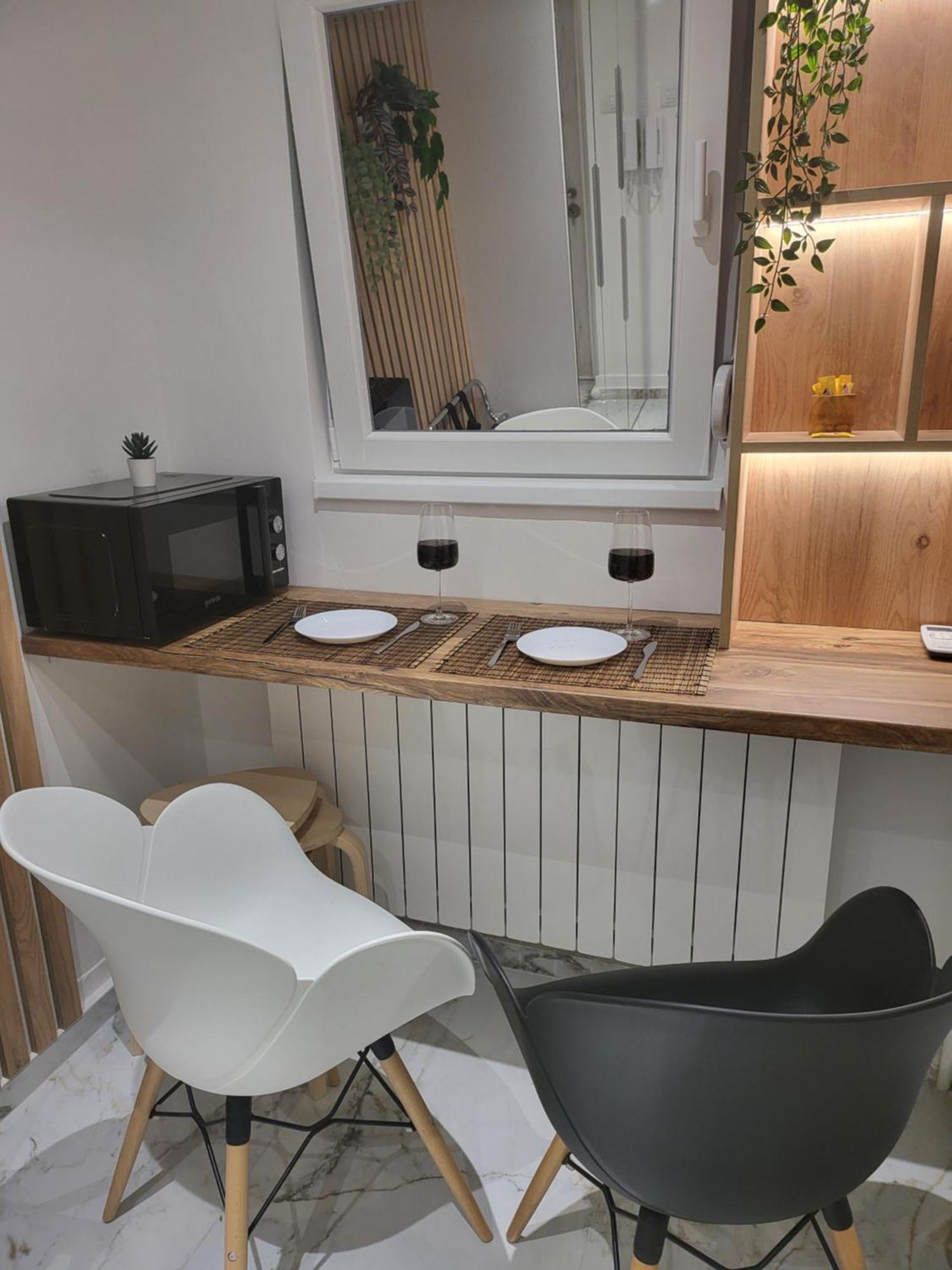 Luxury Central Square Apartment 2214 Belgrado Esterno foto